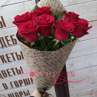 Хит из красных роз